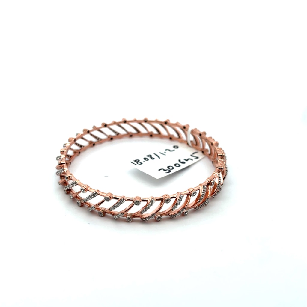 The Curvity Round Bangle