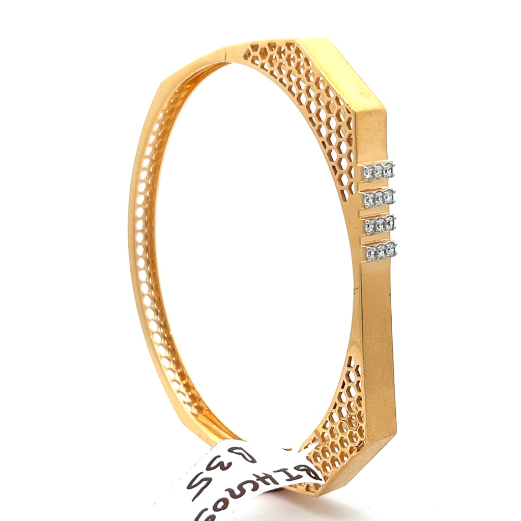 The Mascula Oval Bangle For Him