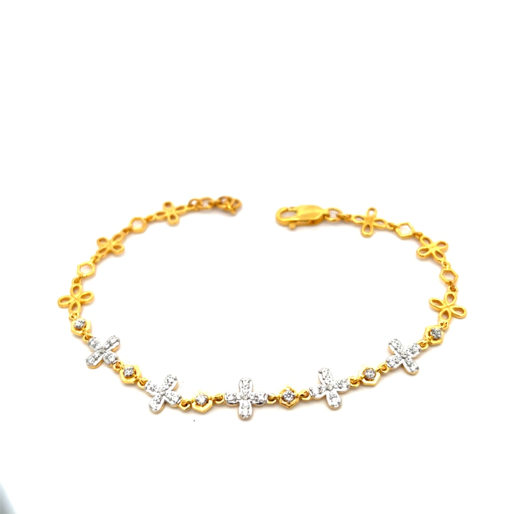 The Terza Link Bracelet