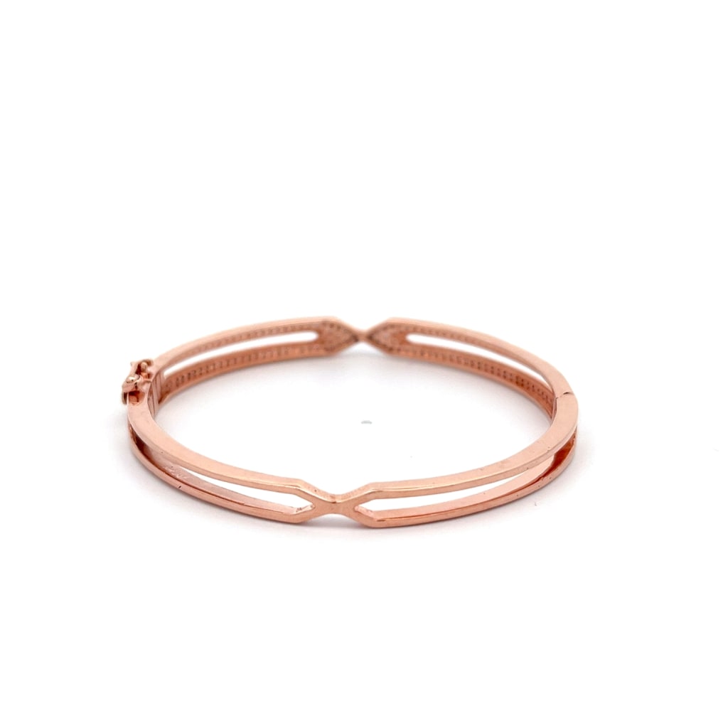 The Shard Oval Bangle