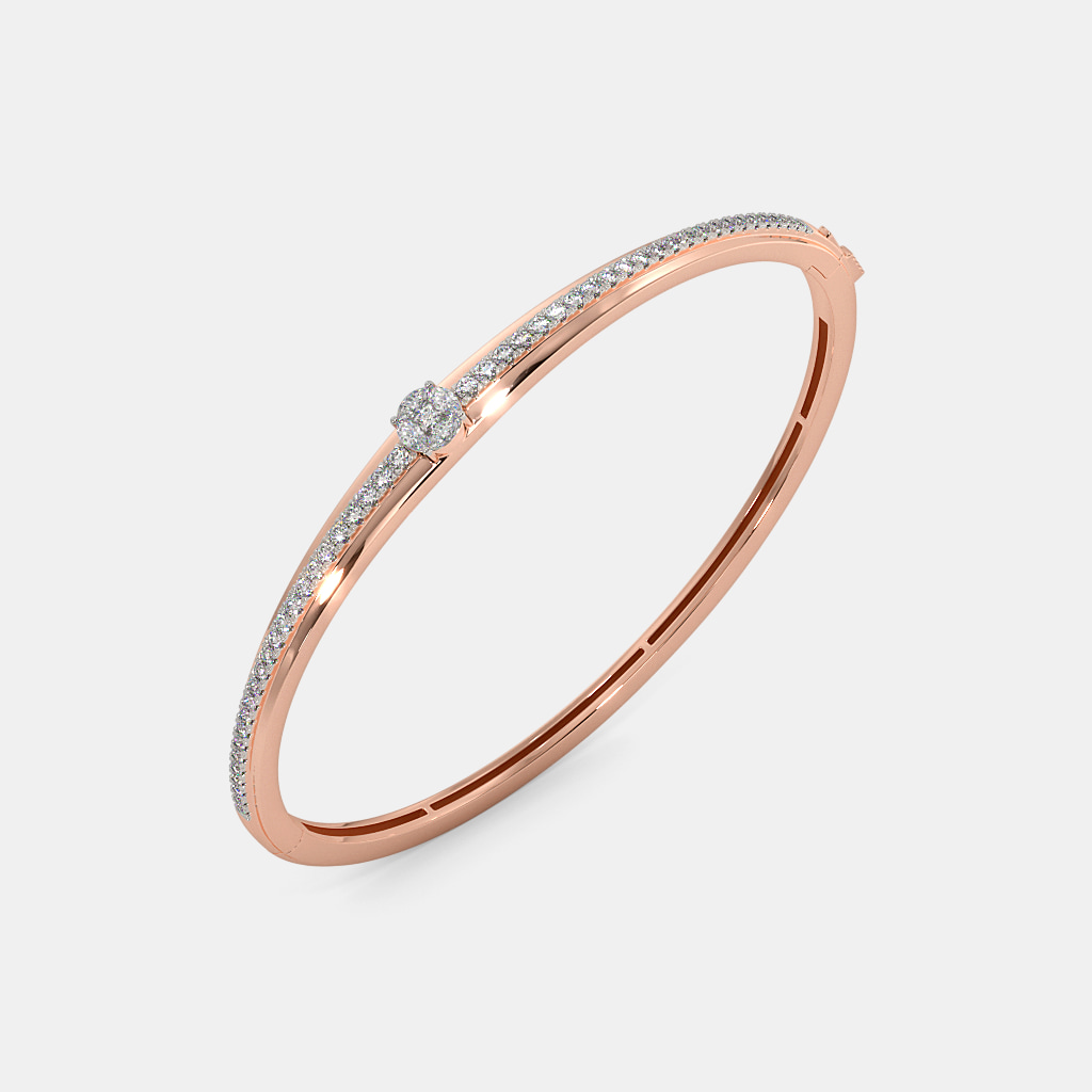 The Isanora Oval Bangle