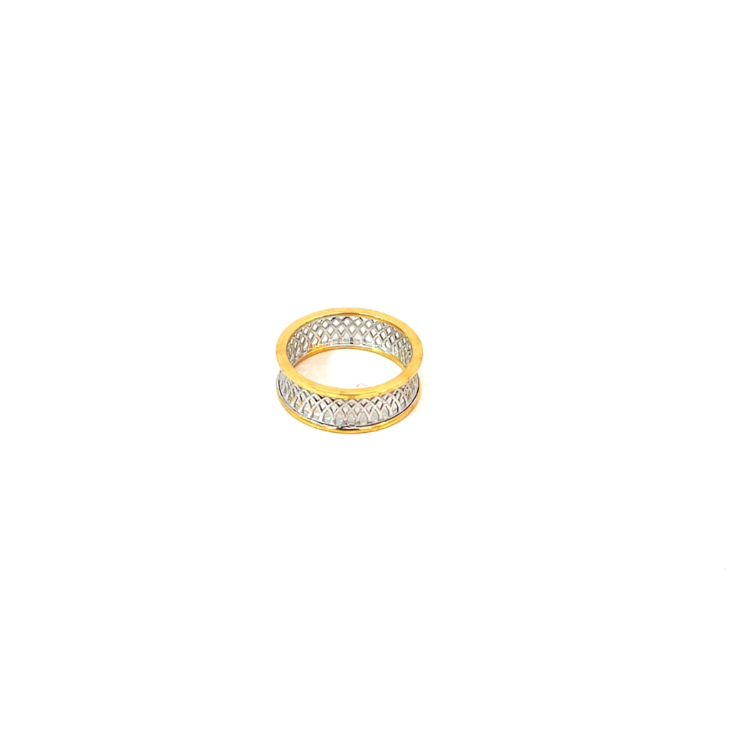 The Tiranya Band Ring