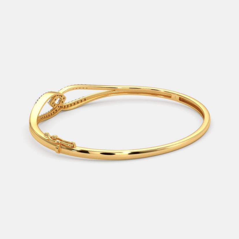 The Estrella Oval Bangle - Side View