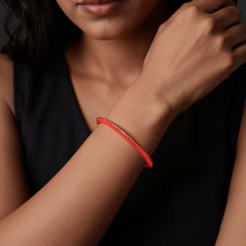 The Orlaya Pola Round Bangle - image 3