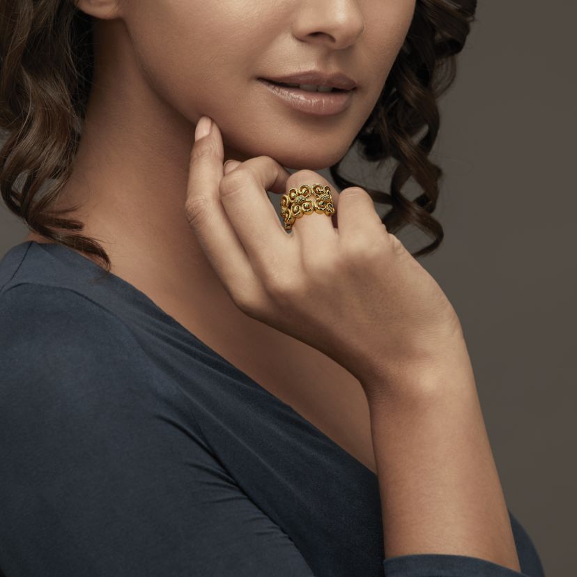 The Twirled Wonder Ring - image 3