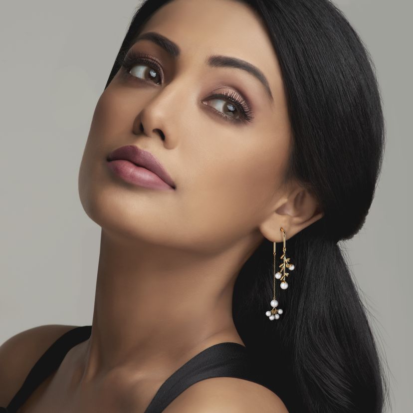 The Indu Sui Dhaga Earrings - Back View