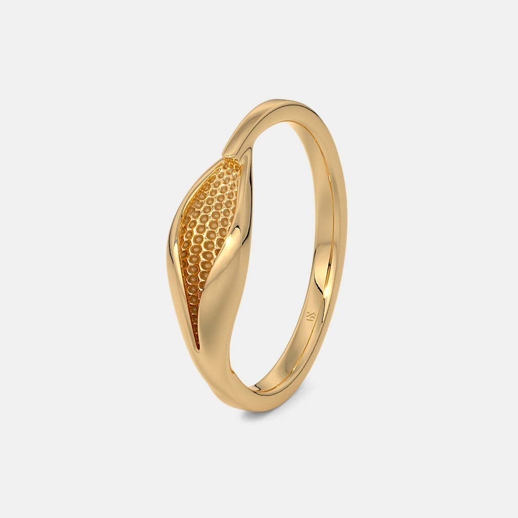 The Khulkhal Band Ring alternate view 1