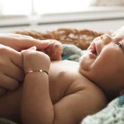 The Blushy Tiara Nazariya Bracelet - thumb 3